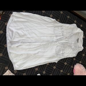 Sleeveless Light denim shirt